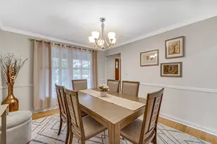 3818 Russett Ln, Northbrook, IL 60062 - Photo 5