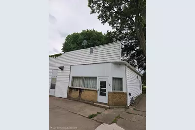 727 Sycamore Street, Ottawa, IL 61350 - Photo 1