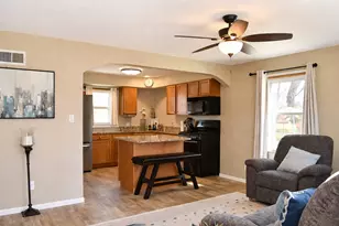 1410 Bennett Dr, Rock Falls, IL 61071 - Photo 7