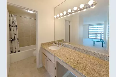 200 N Dearborn Street #2102, Chicago, IL 60601 - Photo 11