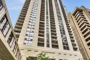 200 N Dearborn St, Chicago, IL 60601 - Photo 1