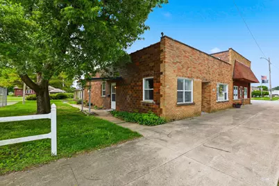 409 Main Street, Crescent City, IL 60928 - Photo 1