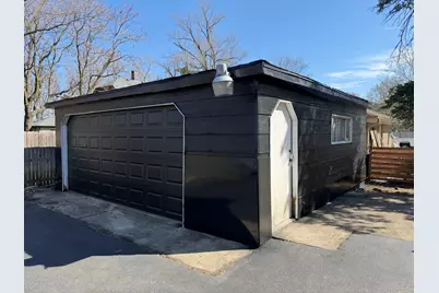 404 Sherman Street, Joliet, IL 60433 - Photo 3