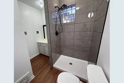 404 Sherman Street, Joliet, IL 60433 - Photo 5