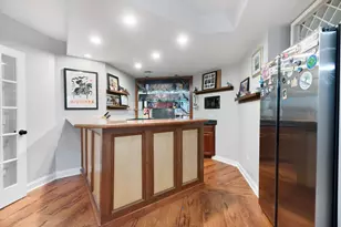 320 Camelot Ln, Libertyville, IL 60048 - Photo 39