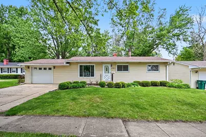 331 E Dresser Road, Dekalb, IL 60115 - Photo 1