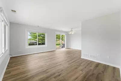 15826 Farm Hill Drive, Orland Park, IL 60462 - Photo 3