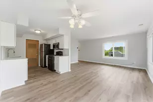 15826 Farm Hill Dr, Orland Park, IL 60462 - Photo 5