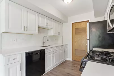 15826 Farm Hill Drive, Orland Park, IL 60462 - Photo 7