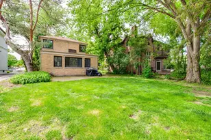 1741 Beverly Pl, Highland Park, IL 60035 - Photo 23