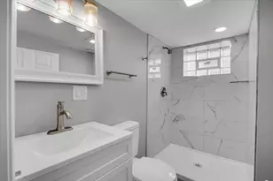 6233 S Claremont Ave, Chicago, IL 60636 - Photo 7