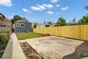 6233 S Claremont Ave, Chicago, IL 60636 - Photo 33