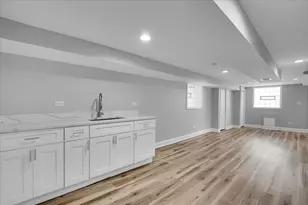 6233 S Claremont Ave, Chicago, IL 60636 - Photo 5