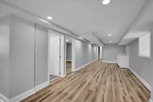 6233 S Claremont Ave, Chicago, IL 60636 - Photo 17