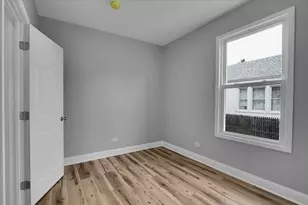6233 S Claremont Ave, Chicago, IL 60636 - Photo 21