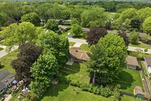 152 Crestwood Dr, East Dundee, IL 60118 - Photo 35