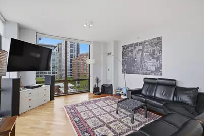 233 E 13th Street #909, Chicago, IL 60605 - Photo 7