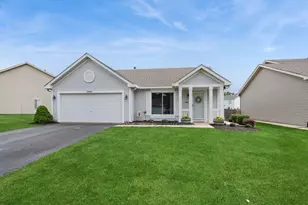 2099 Kathleen Cir, Montgomery, IL 60538 - Photo 1