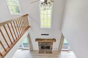 379 Ascot Ln, Streamwood, IL 60107 - Photo 9