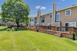 379 Ascot Ln, Streamwood, IL 60107 - Photo 25