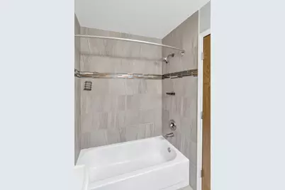 379 Ascot Lane, Streamwood, IL 60107 - Photo 19