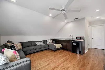 1742 N Bissell Street, Chicago, IL 60614 - Photo 23