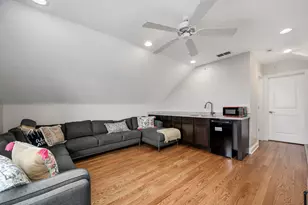 1742 N Bissell St, Chicago, IL 60614 - Photo 23