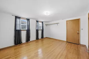 7058 S Fairfield Ave, Chicago, IL 60629 - Photo 15