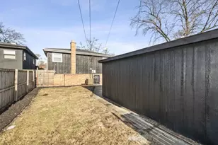 505 E 146th St, Dolton, IL 60419 - Photo 33