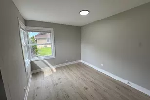 16439 Cottage Grove Ave, South Holland, IL 60473 - Photo 7
