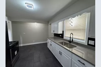 16439 Cottage Grove Avenue, South Holland, IL 60473 - Photo 13