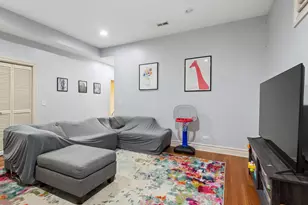3641 N Ashland Ave, Chicago, IL 60613 - Photo 17