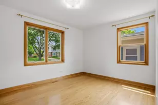 1236 S Brophy Ave, Park Ridge, IL 60068 - Photo 17