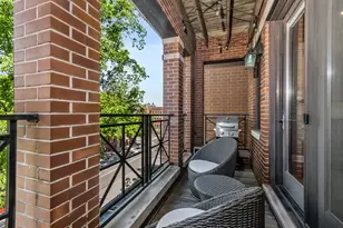 3843 N Southport Ave, Chicago, IL 60613 - Photo 3
