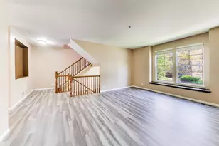 932 Tuscany Dr, Streamwood, IL 60107 - Photo 5