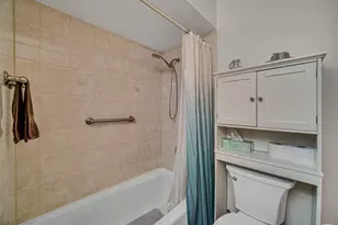 9395 Landings Ln, Des Plaines, IL 60016 - Photo 9