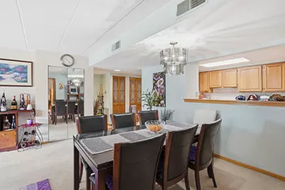 700 Graceland Avenue #207, Des Plaines, IL 60016 - Photo 9
