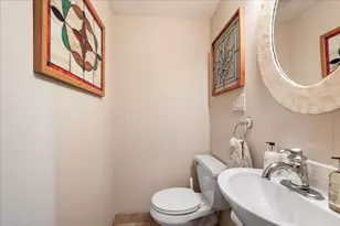 4947 Estes Ave, Skokie, IL 60077 - Photo 17