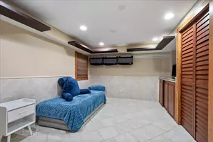 4947 Estes Ave, Skokie, IL 60077 - Photo 27