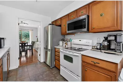 2S742 Avenue Orleans, Oak Brook, IL 60523 - Photo 7