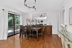 2S742 Ave Orleans, Oak Brook, IL 60523 - Photo 5