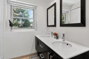 2S742 Ave Orleans, Oak Brook, IL 60523 - Photo 13