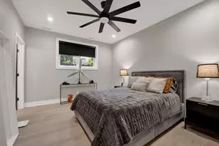 1109 W 16th St, Chicago, IL 60608 - Photo 15