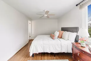 2412 Happy Hollow Rd, Glenview, IL 60026 - Photo 15