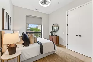 2024 W Irving Park Rd, Chicago, IL 60618 - Photo 19