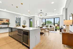 2024 W Irving Park Rd, Chicago, IL 60618 - Photo 3