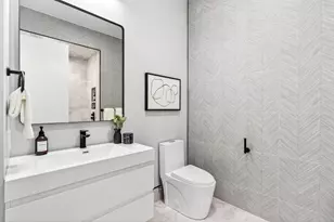 2024 W Irving Park Rd, Chicago, IL 60618 - Photo 23