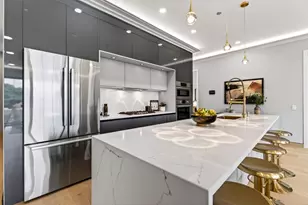 2024 W Irving Park Rd, Chicago, IL 60618 - Photo 11