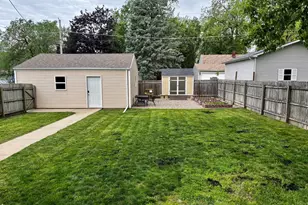 295 S Grand Ave, Bradley, IL 60915 - Photo 25