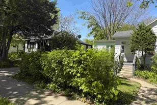 1728 Brown Ave, Evanston, IL 60201 - Photo 3